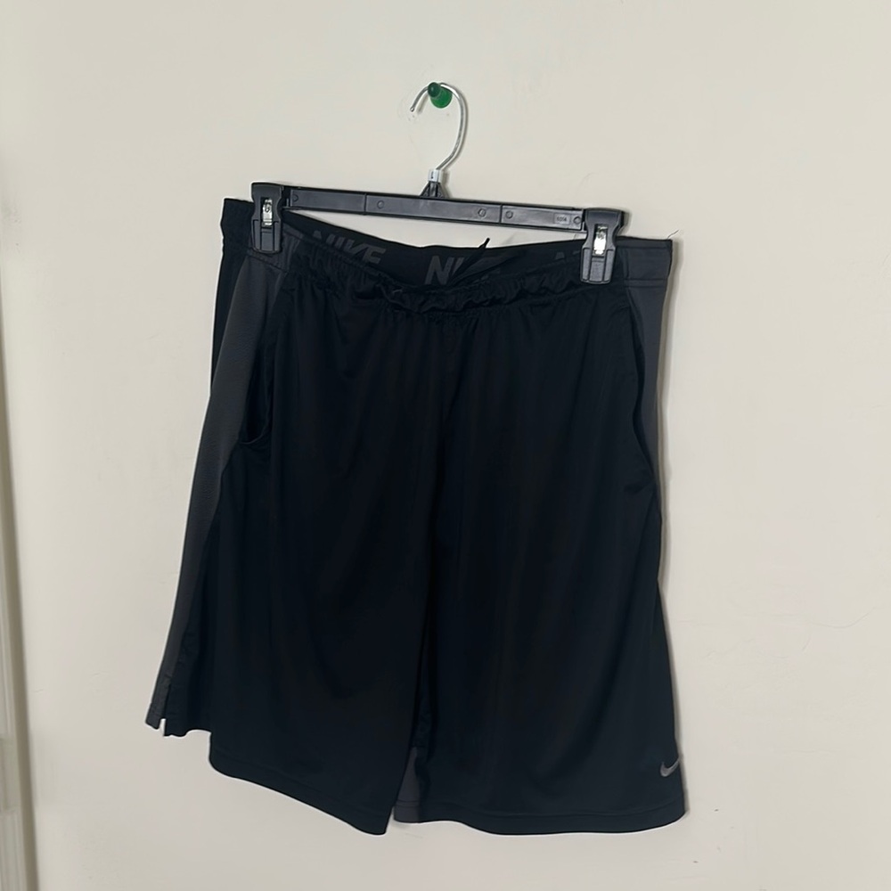 Nike Black Athletic Shorts Lightweight Performance
